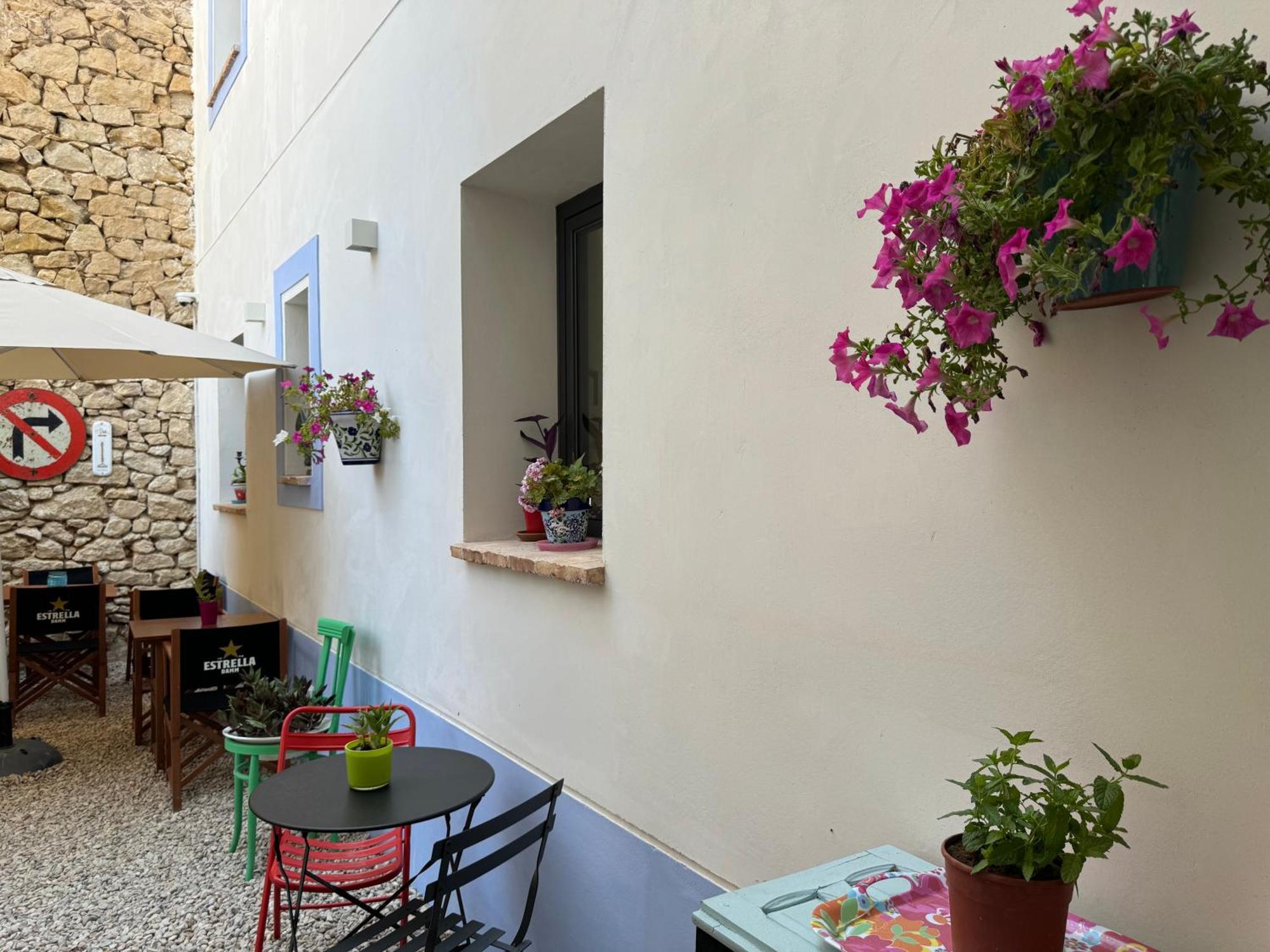 Casa Don Pelayo Boutique Apartments & Cafe Valderrobres Exterior photo